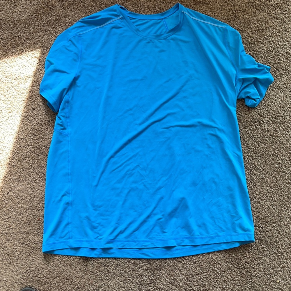 Lululemon Metal Vent Tech